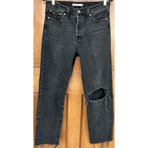 Levi’s Wedgie Straight Black Distressed Buttonfly Jeans 29